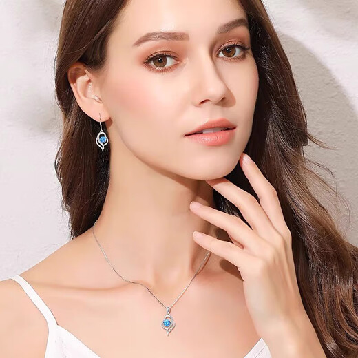 Ji Shizhe pt950 platinum earrings, women's earrings, long temperament love earrings, Chinese Valentine's Day, birthday gift for girlfriend, light luxury style - blue diamond in my heart