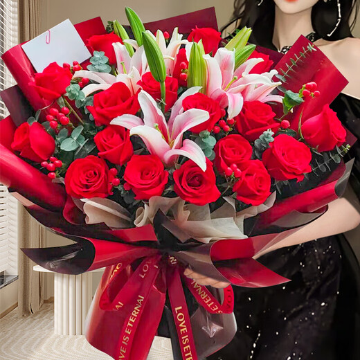 Come to Yike Flower Express to send roses and lilies to your girlfriend and wife as birthday gifts nationwide. 19 red roses and pink lilies bouquet.