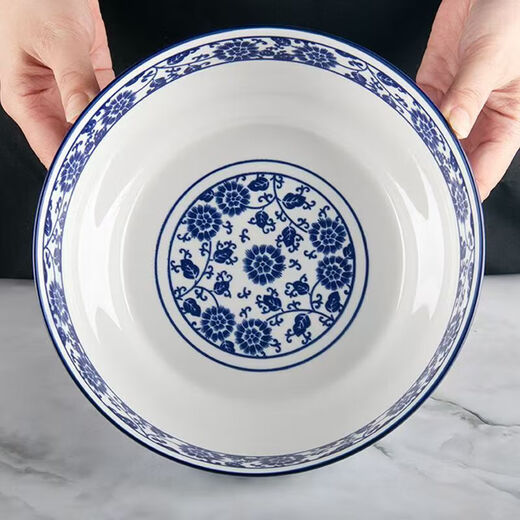 Household ceramic large 9-inch blue and white porcelain large soup bowl, pickled cabbage and fish soup bowl, underglaze color, resistant to high temperatures and does not fade, 9 inches 1 piece