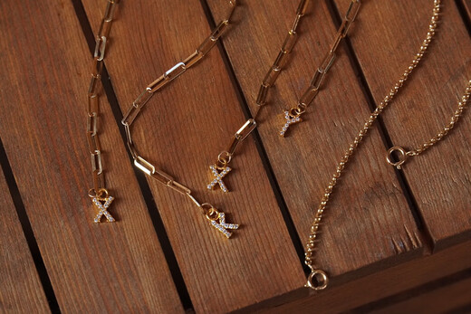 Chishe 18k gold light gold ins style natural diamond bracelet minimalist style 26 letters anklet au750 anklet