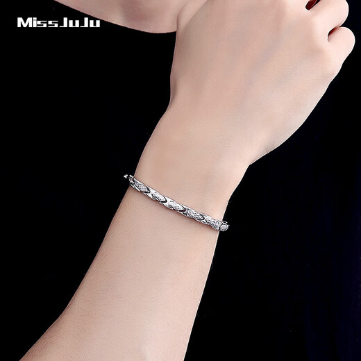 Miss JuJu pt950 platinum bracelet men's domineering platinum knight bracelet super flash car flower design all Specifications are based on the actual weight, more refunds or less compensation