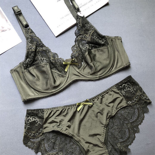 
NJSKAKW [2694 people] European and American Spongeless Sexy 200Jin [Jin equals 0.5 kg] Large size bra set, gather fat MM big white set 80C
