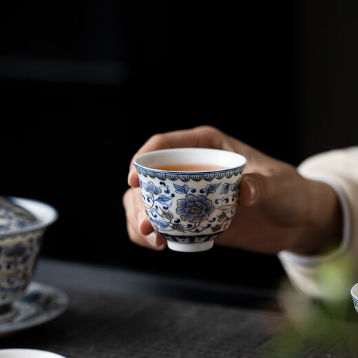 Simitang Ceramic Kung Fu Tea Set for Home Office Complete Set of White Porcelain Covered Bowl Teacup Business Gift Souvenir