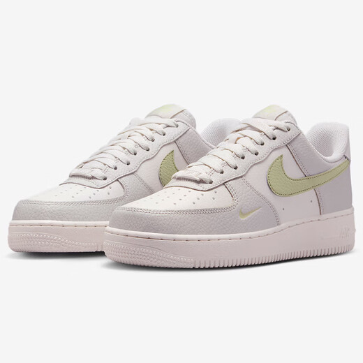 耐克NIKE女子休闲鞋空军一号 AIR FORCE 1 运动鞋IB3881-001白绿 36.5