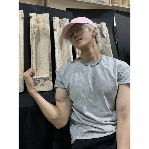 7 ausgezeichnete Produkte, Kurzarm-T-Shirt für Herren, neuer Sommerstil, kleiner Ausschnitt im amerikanischen Stil, schwerer Rundhalsausschnitt, rechte Schulter, schmales Fitness-Halbarm-Top für Herren, TXS-9906 Grau XL