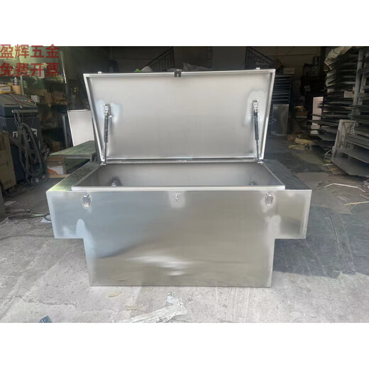 Dixin stainless steel tool box large waterproof engineering machinery repair pickup truck special tool box supports customization 80 long 80 wide 30 high 30cm stainless steel 1.25 mm thick double air top belt