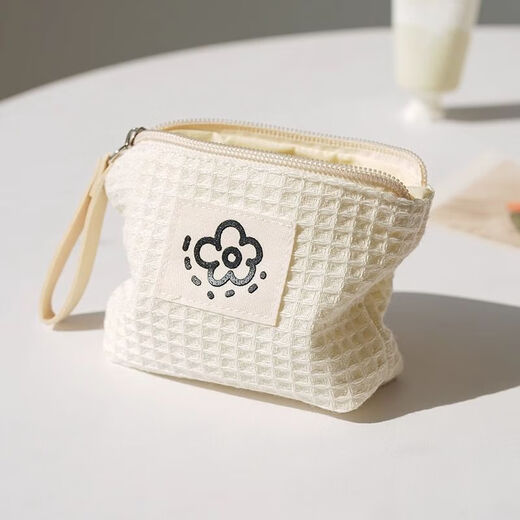 Cosmetic bag storage bag mini waffle lipstick coin purse cosmetics portable ins style off-white + matcha green two-piece