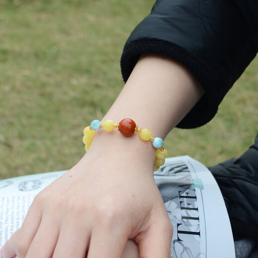 Her generation natural amber beeswax bracelet full of honey white nectar round beads bracelet with certificate holiday 8MM white honey (766215)