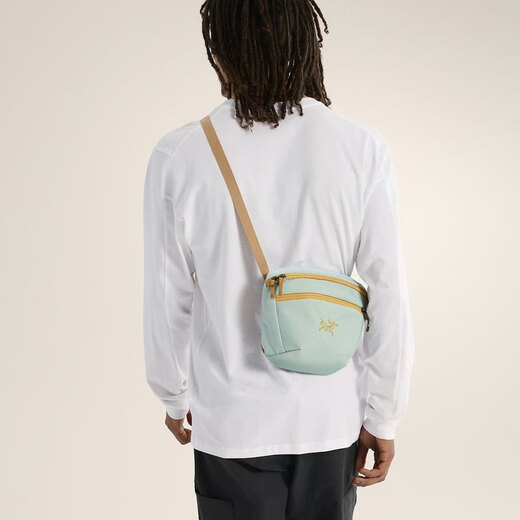 Arc'teryx (ARC TERYX)ARCTERYX Arc'teryx Mantis /CARRIER Backpack Storage Crossbody Bag Sonic Purple 1.5L Specifications details