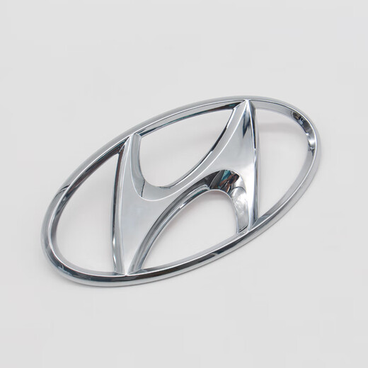 Mangmang is suitable for Hyundai IX35 front logo, Yuena i30 Feisi mid-grid logo, front logo, rear trunk logo, and tail logo. One 1317 model IX35 front logo.