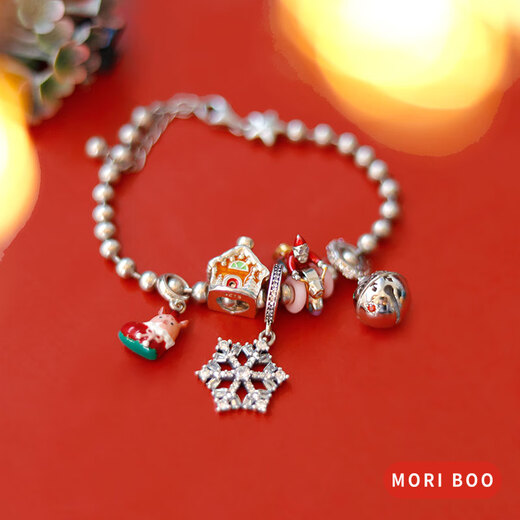 Two cats and pigs cartoon pigs Christmas stockings snowflakes 925 silver beads holiday beads bell bracelet bracelet beads for women ring bell (only one bead)