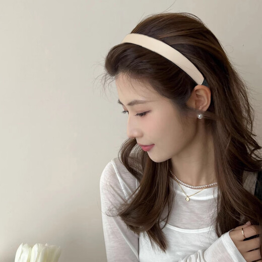 Jiao Xuefei's new satin headband for face washing, special sports headband, invisible, hairpin, hairpin, headband, coffee color 1 piece