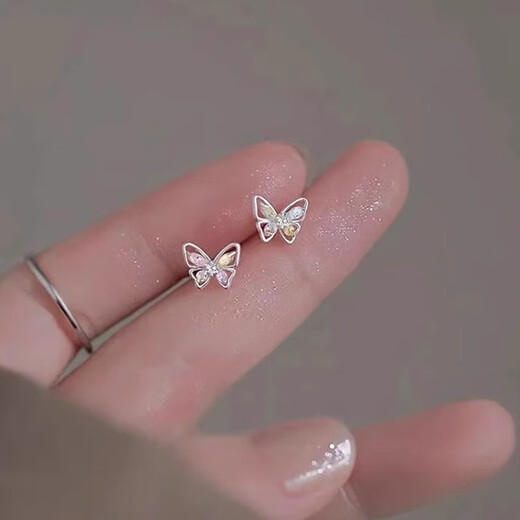 Bai Qixin's gift 999 silver needle butterfly earrings women's ear bone nails high-end earrings exquisite and compact ear piercing not easy to cause allergies hollow colorful butterfly earrings