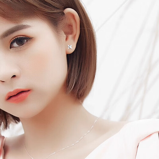 QIANSHU pt950 platinum small earrings for women platinum earrings for men simple fashionable earrings mini star earrings four-pointed star (pair) about 0.8-1.0g