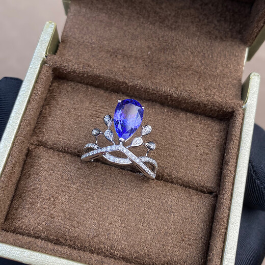 Qianjun natural blue tanzanite women's ring Crown Shangmei gift girlfriend colored gemstone 18K gold jewelry customized 1.5 carat pear-shaped tanzanite