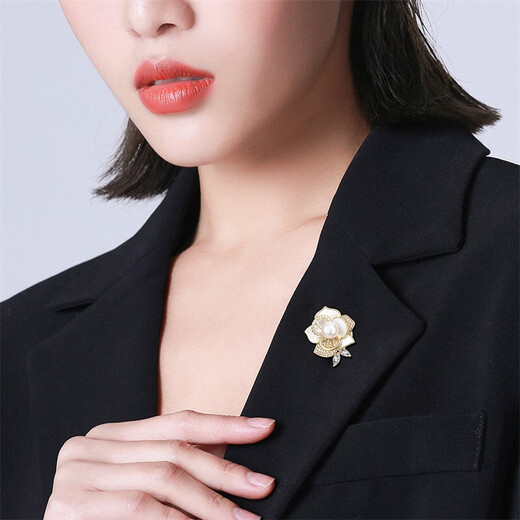 Jovia Camellia Brooch Women's High-end Freshwater Pearl Corsage Anti-exposure Pin Scarf Buckle for Mother's Birthday Gift Camellia Brooch Gift Box White
