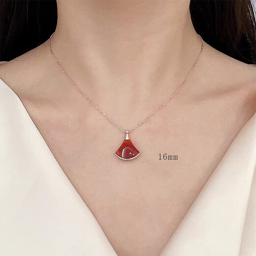 Man Fuxiang 18K gold mini skirt pendant au750 color gold rose gold gold necklace clavicle chain birthday gift for girlfriend 18K gold rose gold (single pendant) 16mm white mother-of-pearl