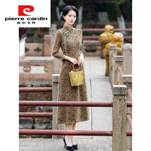 Pierre Cardin middle-aged and elderly mothers thickened autumn and winter slimming Ao Dai improved cheongsam new Chinese style retro mink velvet dress long women's camel 3XL 130--140Jin Jin is equal to 0.5 kg can be worn