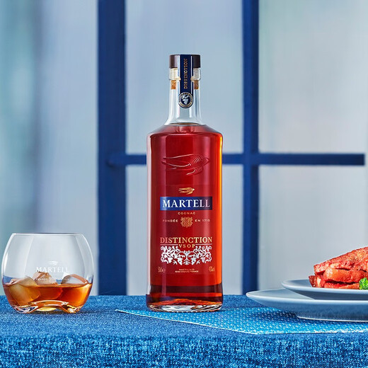 马爹利 鼎盛700ml  MARTELL 法国干邑白兰地 原装进口洋酒 宝树行 700mL 1瓶
