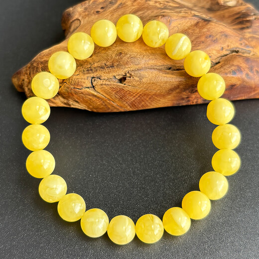 Yuzhi 1 item, 1 certificate, 1 shot, natural Russian raw ore, unoptimized beeswax bracelet, amber bracelet, bead diameter 8.2mm, hand circumference 15.6cm, 6.8g G672