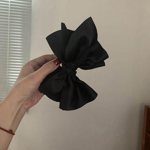 The big bow is very conspicuous_Satin black hair shark clip women's hair clip with multiple hair clips on the back of the head hair clip ins black big bow clip single pack
