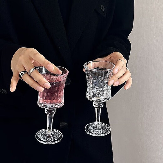 Chino French elegant ins transparent goblet high-value champagne glass red wine glass juice cup European relief glass small French style goblet/- 190ml 1 piece