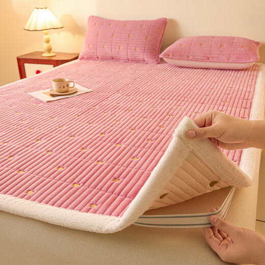 CARTELO crocodile (CARTELO) Class A baby velvet embroidered quilted mattress cushion home bedroom mattress plus velvet thickened cushion 2025 new style Xiongxiong-bean paste powder 150*200cm single mattress + pillowcase pair