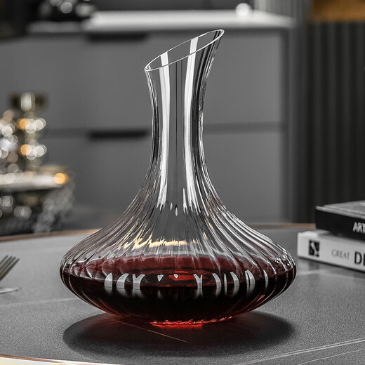 Genas high-end crystal glass red wine decanter, creative personality, large-sized wine quick-dispensing jug and wine set, vertical pattern decanter 1880ml