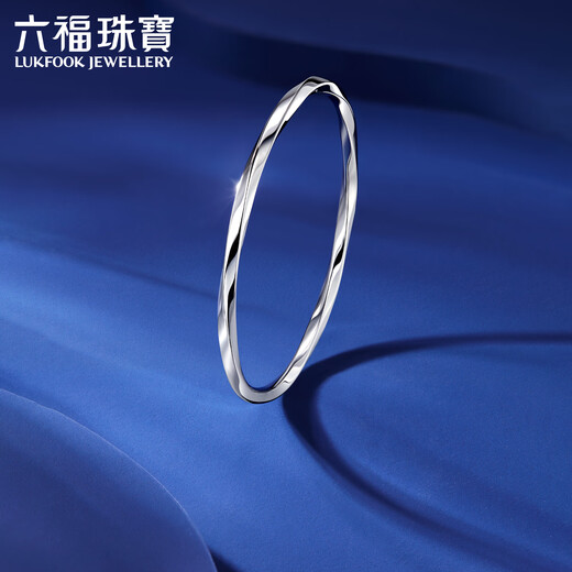 Lukfook Jewelry Platinum Bracelet Platinum 950 Glossy Möbius Band Bracelet Price 56mm - Approximately 10.77 grams