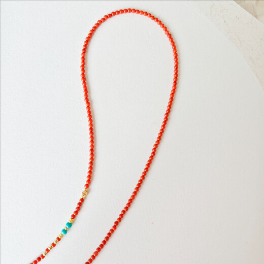 Only two pairs of natural Nanhong long necklaces, turquoise pearls, beads, national style sweater chains, pendants, detachable chains for women. Nanhong necklace does not include pendants (length 50cm)