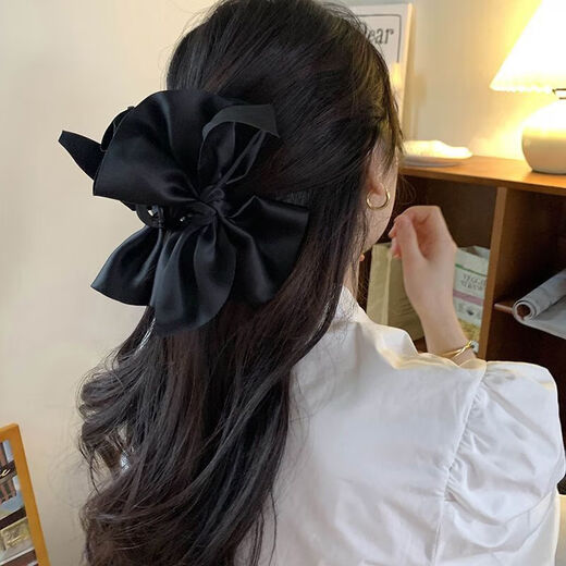 The big bow is very conspicuous_Satin black hair shark clip women's hair clip with multiple hair clips on the back of the head hair clip ins black big bow clip single pack