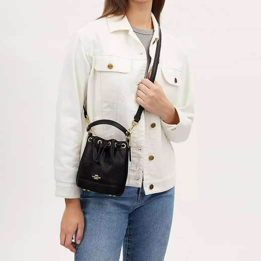 Coach 14 klassisches Logo Abnehmbare Schultergurte Stoff Cowide Eimer Bag Crossbody Tasche 25 neuer Stil schwarzer CN683-Imblk Spot