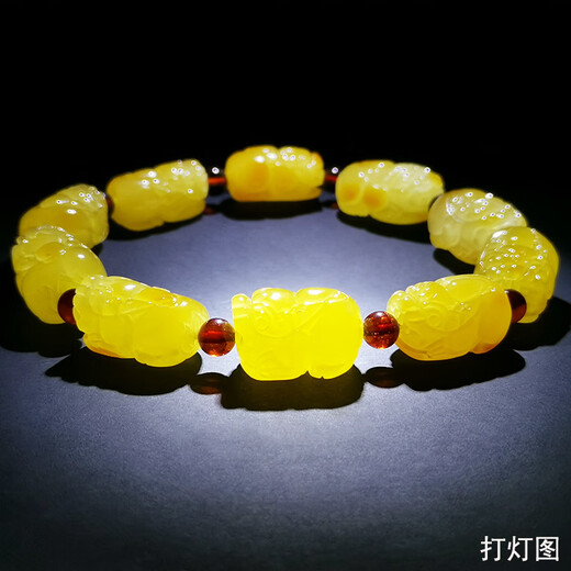 Amber style, one thing, one picture, one certificate, beeswax bracelet, Pixiu bracelet, men's style, natural amber carved Russian material, 15.27g, 16*11*9mm