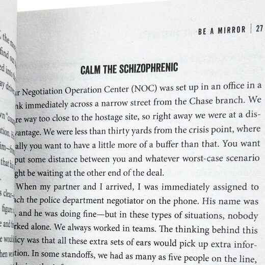 英文原版 强势谈判 Never Split the Difference 商务沟通