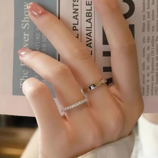 Branded platinum ring, sugar cube couple rings, matching rings for wedding, engagement and proposal, anniversary gift, exquisite box, light luxury style, sugar cube starry sky, couple rings, default gift box if no comment is made.