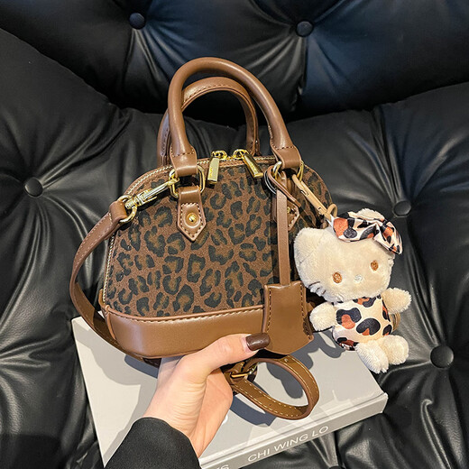 袋鼠牛皮女士手提包2025新款时尚贝壳包手提斜挎包女复古休闲通勤包包 黑色不带挂件