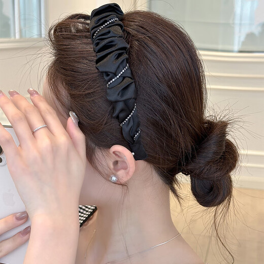 Chimera (CHIMERA) makes your face smaller, wrinkled satin fabric makes your head look taller, headband is exquisite and comfortable to wear, birthday gift for girls