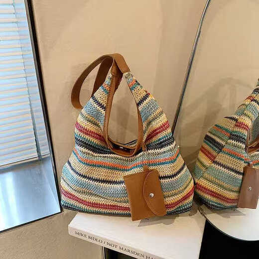 Large-capacity woven rainbow straw bag 2025 new fashion shoulder commuter bag lazy style versatile tote bag blue