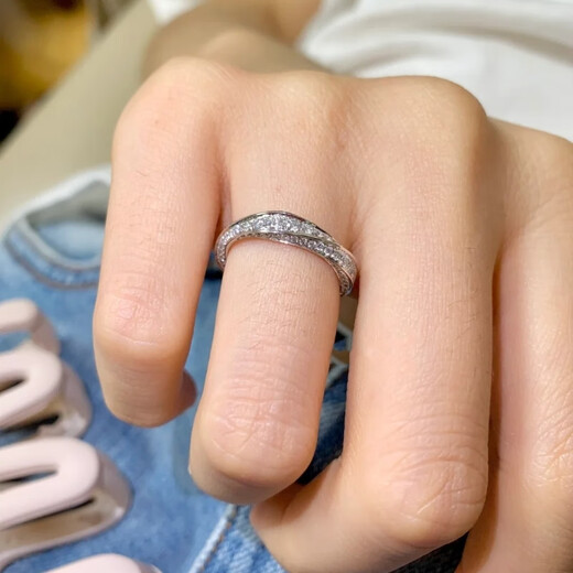 Fat Donglai's same 18K rose gold diamond ring, a pair of diamond light luxury rings, swirl couple's ring, Mobius, white gold glossy wide version 3.2mm, US size 9, country size 19-20