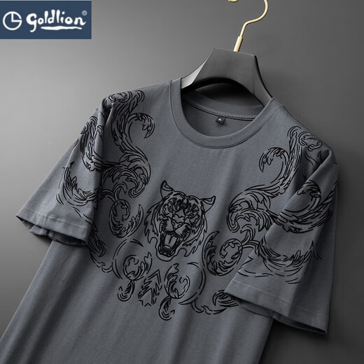 Camiseta de Gy Goldlion para hombres 2025 Summer redondeo de cuello redondo Algodón de manga corta de algodón más grasa más estampado suelto de mangas delgadas 5012 Black XL [adecuado para 120-140Jin [Jin es igual a 0.5 kg]]]