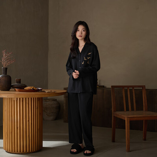 Sha Qian Couple Pajamas 2025 New Soft Cotton Men's Home Clothes Black Lapel Women's Spring and Autumn Wearable Outer Suit