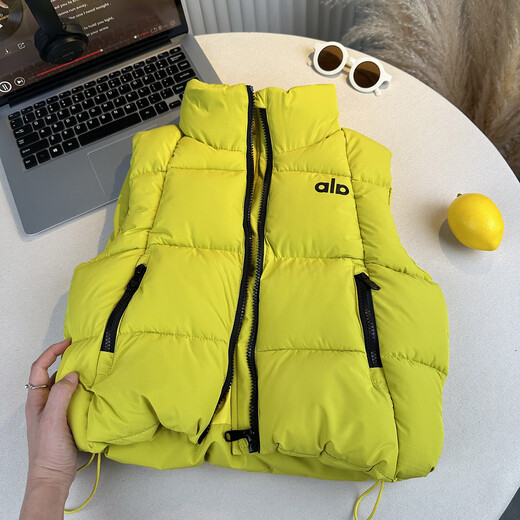 Boys vest outer wear autumn and winter clothing 2025 new handsome boy winter thickened vest children's cotton vest trendy yellow cm (recommended height around 95) 100