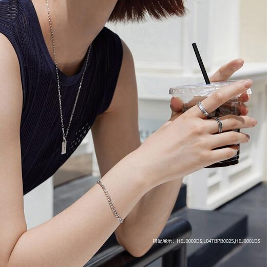 Lukfook Jewelry Black Diamond Series Platinum 950 square round hand-drawn platinum ring for men and women, single HEJ0004DS No. 17 - total weight 7.42 grams, men's style