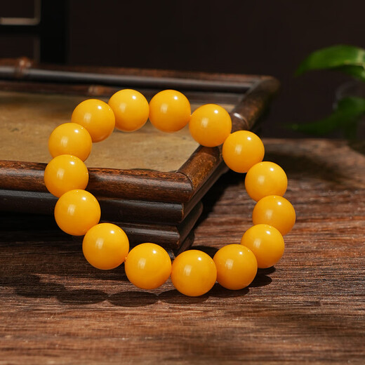 Qingchengshan Cultural and Creative Chicken Oil Yellow Beeswax Bracelet Natural Fidelity Ring Large Bead Diameter Amber Buddha Bead Bracelet Birthday Gift 10mm Chicken Oil Yellow Beeswax Bracelet