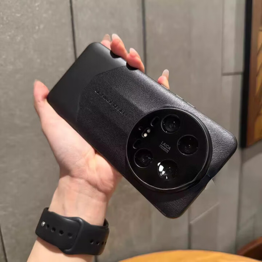 Xiaoyuan transforms into an extraordinary master in seconds for Xiaomi 14ultra mobile phone case new 15Ultra plain leather splicing color 14pro simple business men Xiaomi 15 high-end all-inclusive Rui red transforms into an extraordinary master in seconds plain leather case Xiaomi 15 Ultra