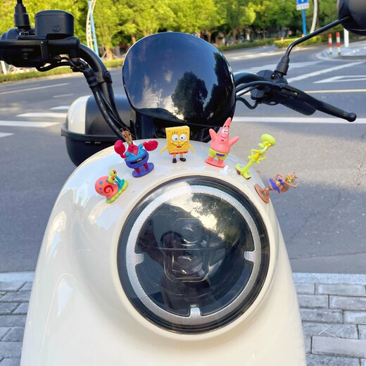 Litian SpongeBob SquarePants rearview mirror center console battery electric bike motorcycle motorcycle decoration small accessories doll doll crayon Shin-chip doll full set of markless glue +