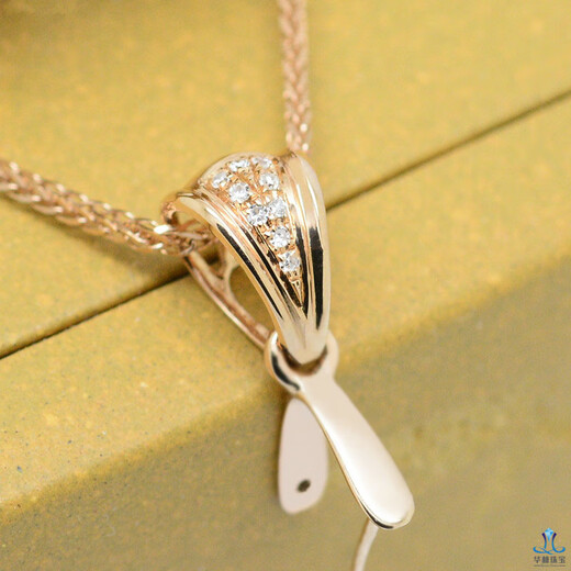 Chi Ling pure 18k gold pendant buckle simple diamond melon seed buckle large jade pendant beeswax jade jade pendant clip buckle 18K gold