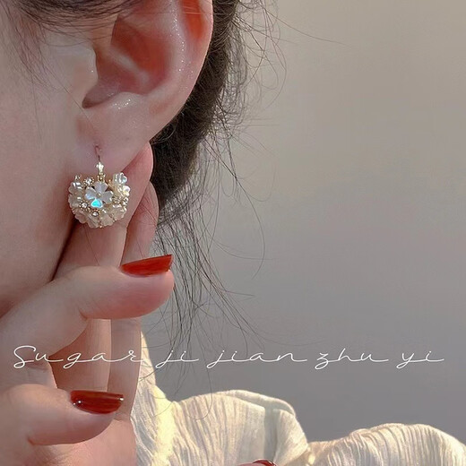 沄汧925 silver needle earrings, earrings, earrings for women, 2025 new ear clips, birthday gifts, girls earrings, jewelry, flower ball silver needle earrings
