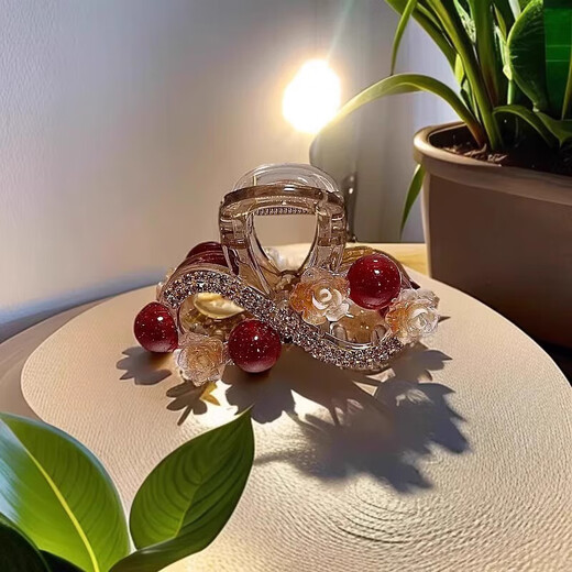 Two Worlds of Love Rhinestone Camellia Beads Clip for Women 2025 New Light Luxurious and High-Level Design Hair Clip for Back of Head Hair Tiara Camellia Beads Clip