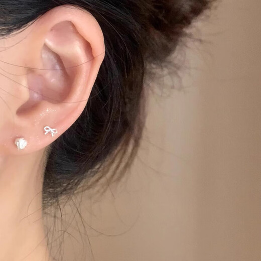 Xinshe s999 sterling silver wishful knot earrings for women with pierced ears, pure silver screw twist buckle anti-lost earrings, niche high-end earrings, silver pair, 999 pure silver